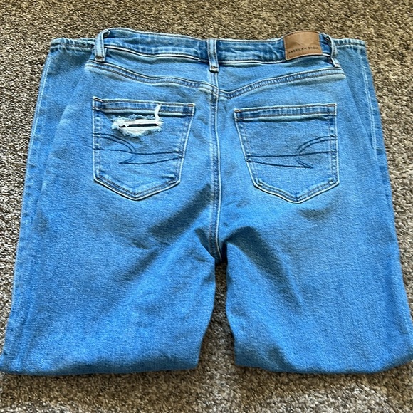 American Eagle Ripped Mom Jeans - Picture 5 of 5